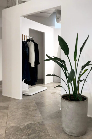 Reinholdt rud showroom designet for YAS Bestseller