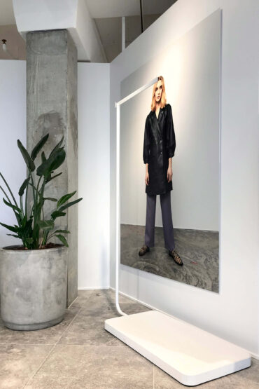 Reinholdt rud showroom designet for YAS Bestseller